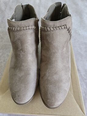 Echo Bay Size 7m Bootie Suede Tan Casual Dress Womens Shoe Boots Ankle